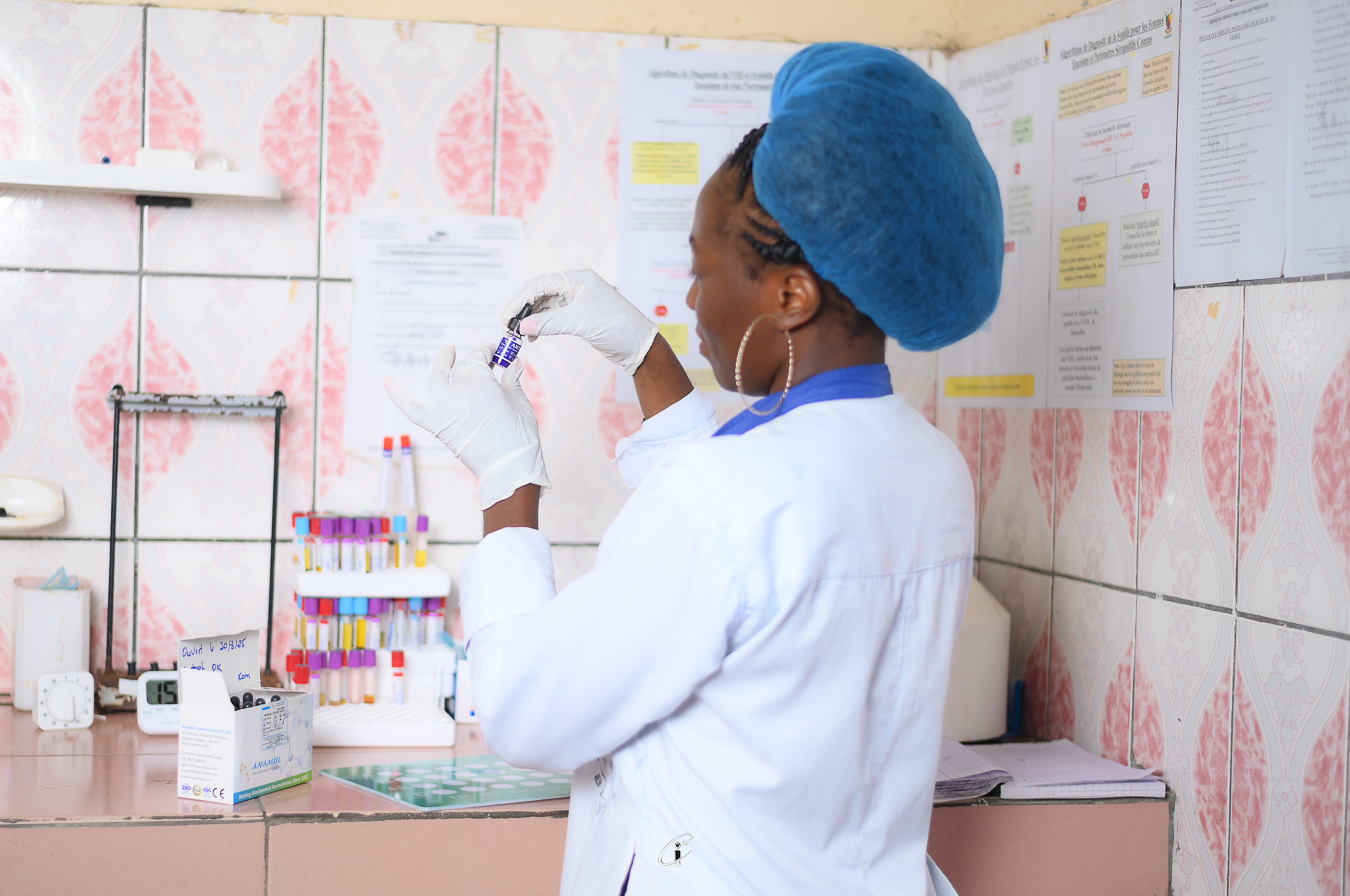 Laboratoire d'Analyses Médicales Yaoundé